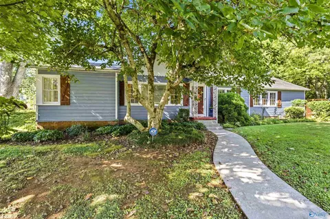 300 16th St, Fort Payne, AL 35967