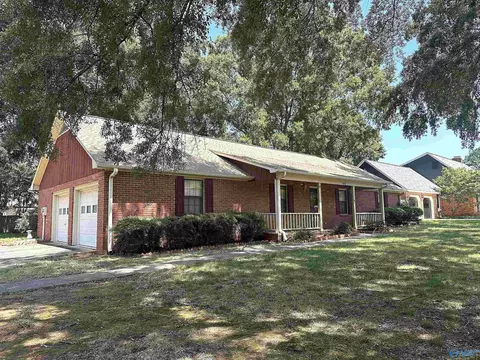 2602 13th St, Decatur, AL 35601