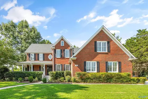 2701 Whistler Ln, Owens Cross Roads, AL 35763