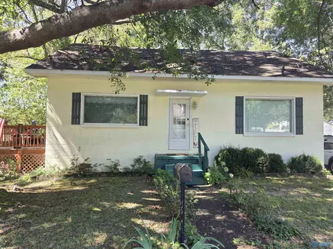 405 Short St, Hartselle, AL 35640