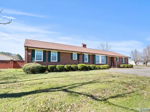 3621 Ab Winchester Rd #A&B, New Market, AL 35761