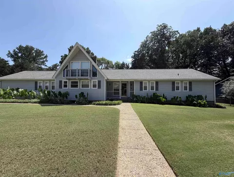 2520 Galahad Dr, Huntsville, AL 35803