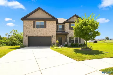 203 Rye Cir, Huntsville, AL 35811