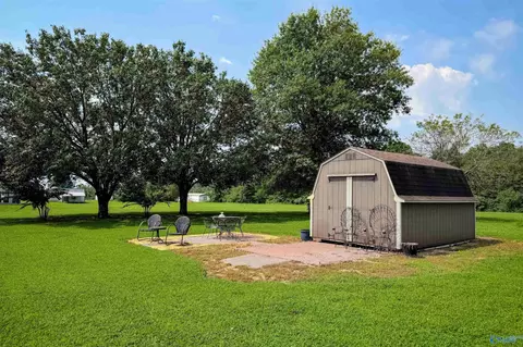 Exterior - 10895 Griffith Rd, Tanner, AL 35671 photo 5 of 5