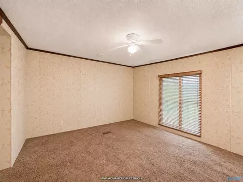 Bedroom - 10895 Griffith Rd, Tanner, AL 35671 photo 2 of 3