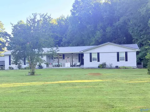 2792 E Rexford St, Hokes Bluff, AL 35903