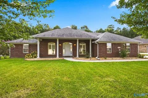 134 Silver Strand Trl, Huntsville, AL 35806