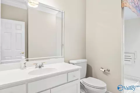 Bath - 589 Cobb Rd, Arab, AL 35016 photo 3 of 5