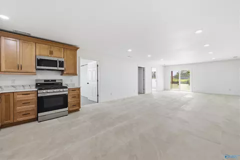 Living - 681 Barron Dr, Fyffe, AL 35971 photo 1 of 6