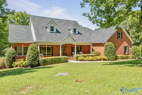 10006 Westleigh Dr, Huntsville, AL 35803
