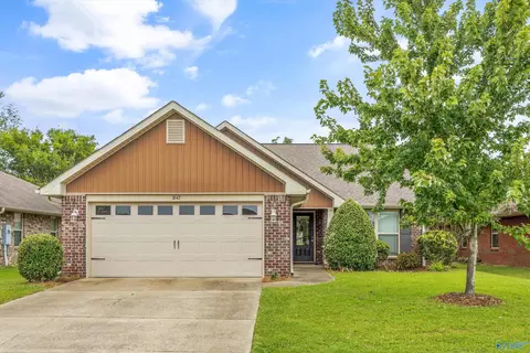 2642 Ashtynn Pl, Huntsville, AL 35803