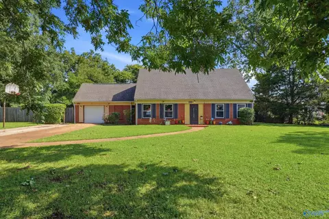 1512 Olive St, Decatur, AL 35601