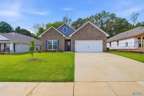 2657 Ajs Arbor Dr, Huntsville, AL 35810
