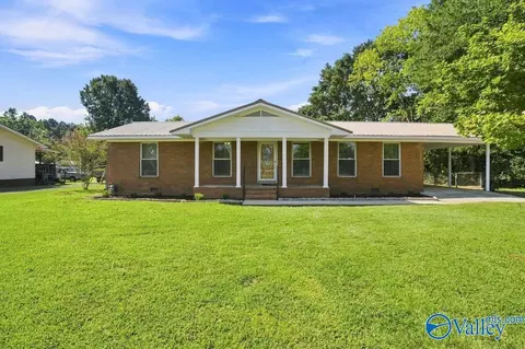 1205 Spruce St, Hanceville, AL 35077
