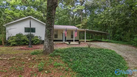 1504 Vaughn Rd, Altoona, AL 35952