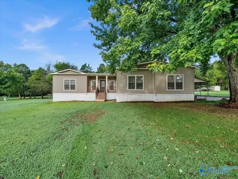164 Petty Ln, Brownsboro, AL 35741