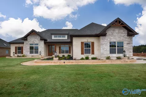 105 Trackside Trl, Huntsville, AL 35811