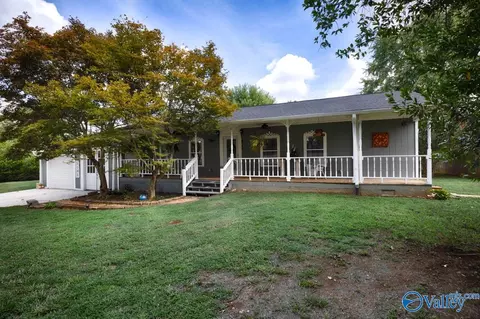 4151 Old Railroad Bed Rd, Harvest, AL 35749