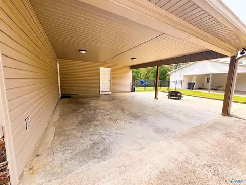 Exterior - 2245 Madison Loop, Southside, AL 35907 photo 6 of 7