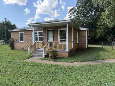 3702 Grote St, Huntsville, AL 35805