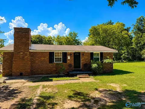 203 10th Ave, Decatur, AL 35601