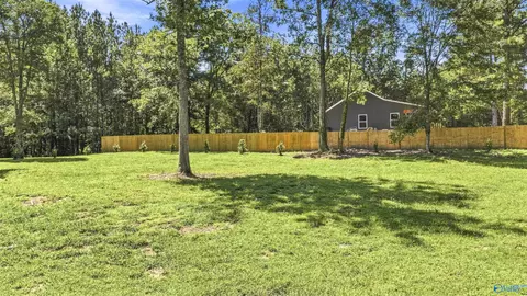 42 County Road 261, Fort Payne, AL 35967