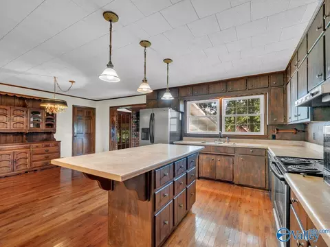 Kitchen - 274 County Road 337, Section, AL 35771 photo 4 of 5