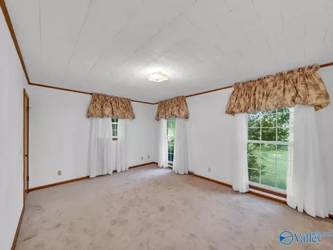 Bedroom - 274 County Road 337, Section, AL 35771 photo 1 of 2