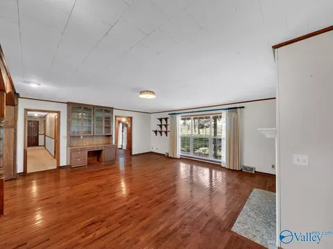 Living - 274 County Road 337, Section, AL 35771 photo 1 of 5