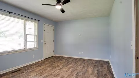 Living - 901 3rd Ave, Arab, AL 35016 photo 1 of 3