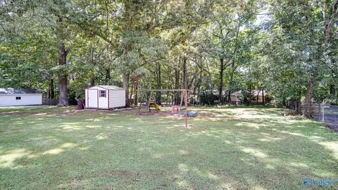 Exterior - 901 3rd Ave, Arab, AL 35016 photo 5 of 5
