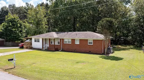 Other - 901 3rd Ave, Arab, AL 35016 photo 3 of 3