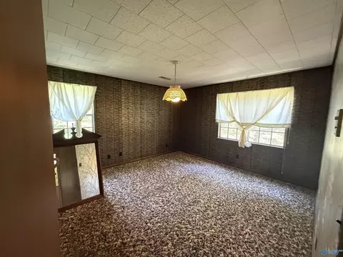 Bedroom - 258 N Mountain Dr, Trinity, AL 35673 photo 2 of 3