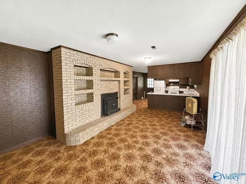 Living - 258 N Mountain Dr, Trinity, AL 35673 photo 2 of 5