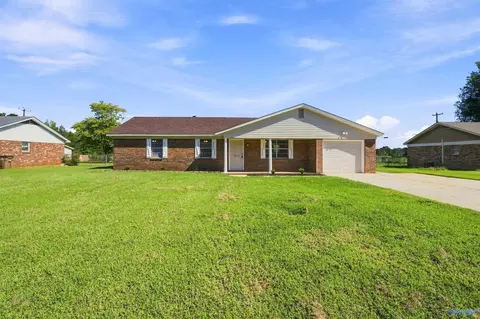 1514 Douthit St, Decatur, AL 35601