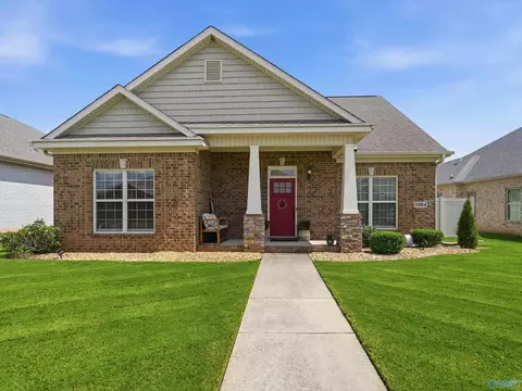 1004 Ashenbury Park, Decatur, AL 35603