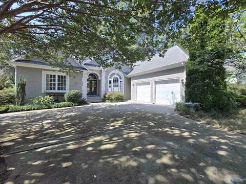 1920 Shellbrook Dr, Huntsville, AL 35806