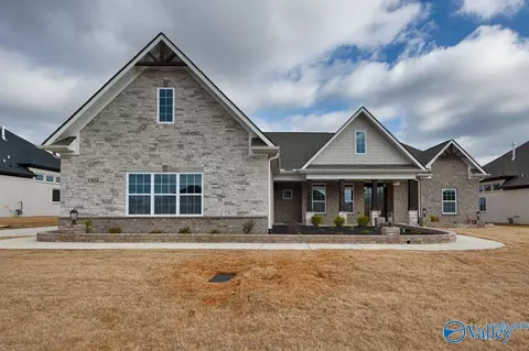 13829 Goff Dr, Athens, AL 35611