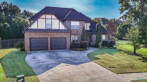 127 Windridge Way, Huntsville, AL 35824
