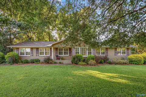 806 Watts Dr, Huntsville, AL 35801