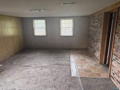 Living - 3624 County Road 217, Trinity, AL 35673 photo 3 of 5