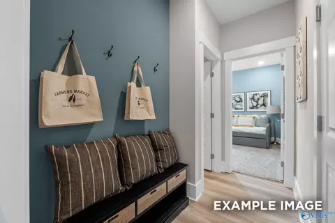 Entry Way - 149 Discovery Loop, Arab, AL 35016 photo 5 of 15