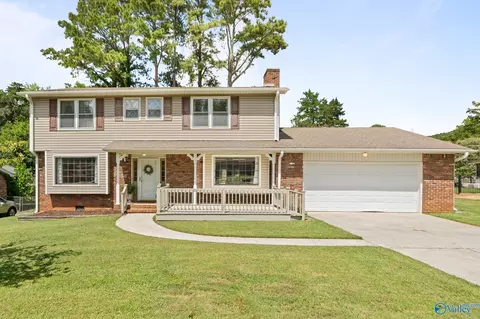 2513 Pentolope Dr, Huntsville, AL 35803