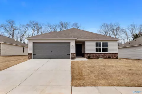 513 Ledesma Ln, Huntsville, AL 35811