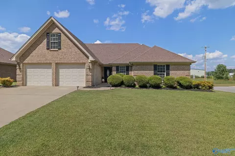 2021 Rosedale St, Muscle Shoals, AL 35661