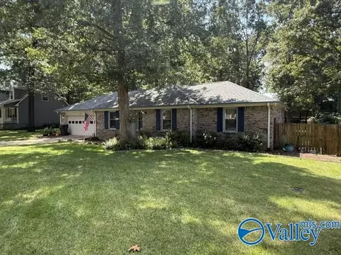127 Oakcrest Rd, Huntsville, AL 35811