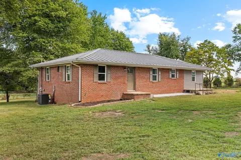 1232 County Road 53, Rogersville, AL 35652