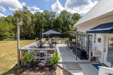 Exterior - 354 Fallon Dr, Hamilton, AL 35570 photo 6 of 12