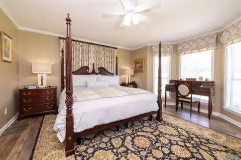 Bedroom - 354 Fallon Dr, Hamilton, AL 35570 photo 1 of 4