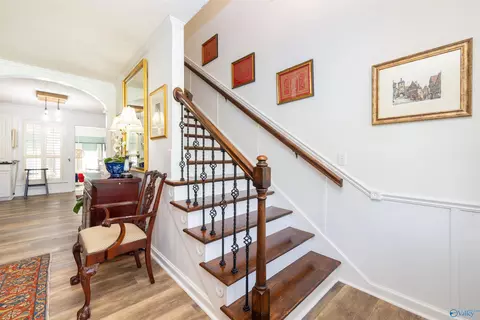 Entry Way - 354 Fallon Dr, Hamilton, AL 35570 photo 2 of 6